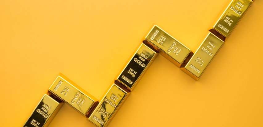 Gold Analysis: Is the $2,400 Level the Start of a Bullish Breakout?